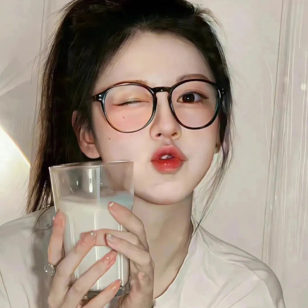 下山后她惊艳世界